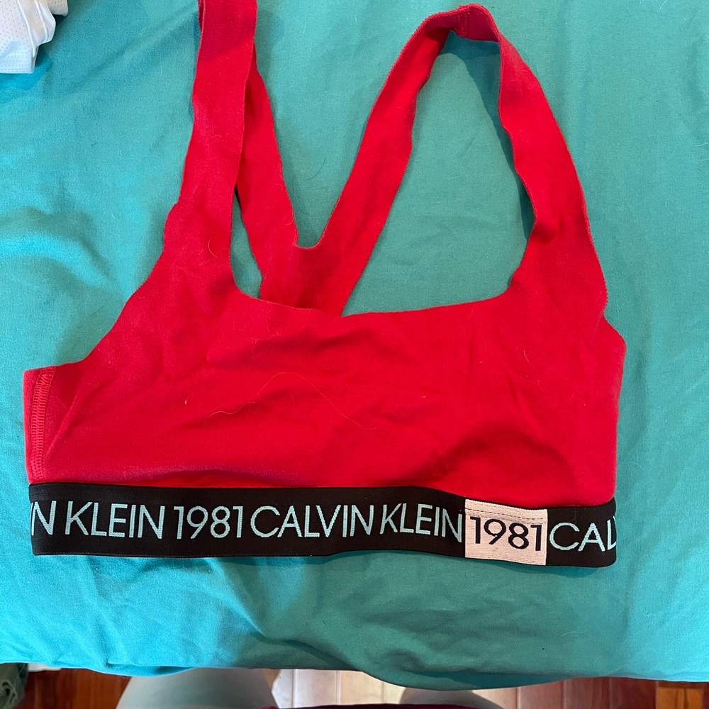 Calvin Klein Sports Bra